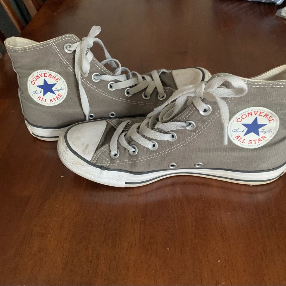 Grey converse all star hightops